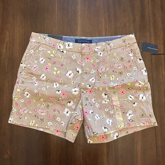 NWT Tommy Hillfiger Women's Hollywood Printed Mid-Rise Shorts Size 12 - Picture 1 of 15